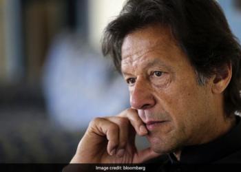 Ahead of IMF bailout talks, Pakistan’s rupee hits a new low