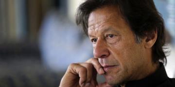 Ahead of IMF bailout talks, Pakistan’s rupee hits a new low