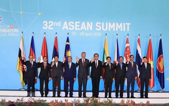 ASEAN, China, Cambodia, Laos, Singapore, Bilahari Kausikan