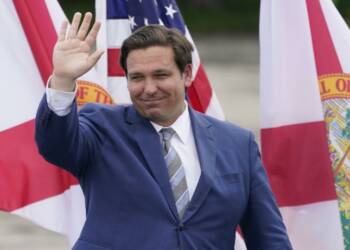 Ron DeSanti, Republicans, Democrats, USA