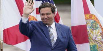 Ron DeSanti, Republicans, Democrats, USA