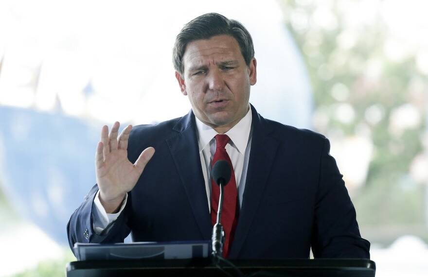 DeSantis, Border, Florida