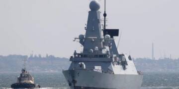 Boris Johnson gets exposed as a gigantic fool as stories about UK’s Russia misadventure get released