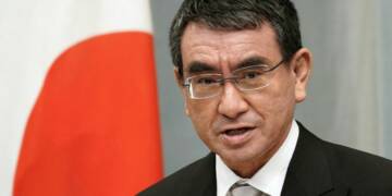 Taro Kono, Japan, China