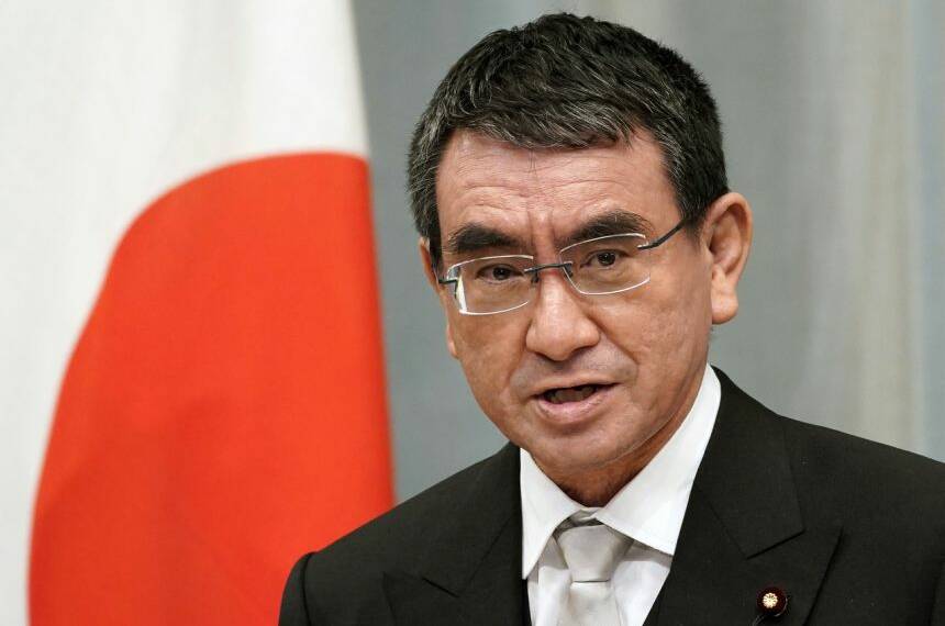 Taro Kono, Japan, China