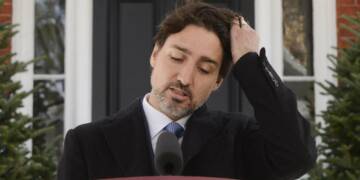 Justin Trudeau prepares to hand Canada over to the Conservatives