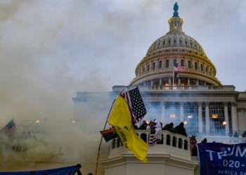 white house resigned