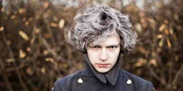 Patrick Walshe McBride pose