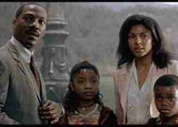 Ariel Alexandria Davis in movie scene