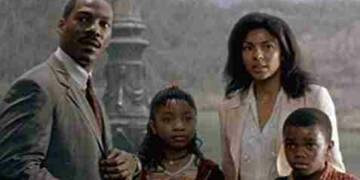 Ariel Alexandria Davis in movie scene