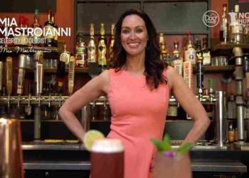 Mia Mastroianni in a tv show