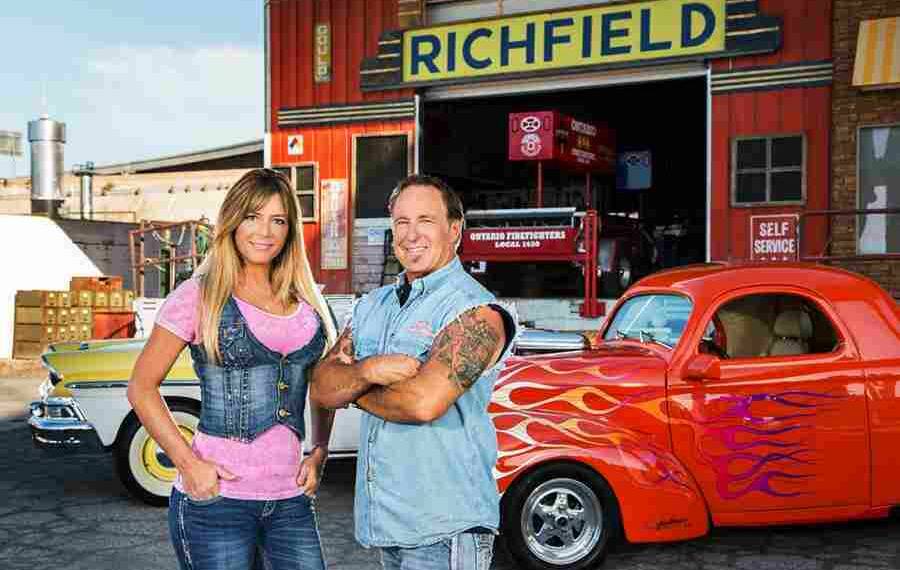 kelly dale with her husband