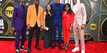 veronica antetokounmpo with her family