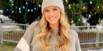 Actress Carly Lauren Biography photoshoot