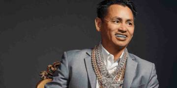 Johnny Dang grillz jeweler