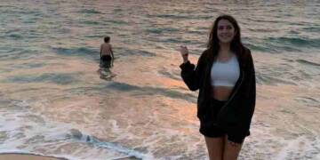 Kalynn Koury at beach
