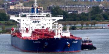 Europe is secretly importing oil from Russia in ‘ghost ships’