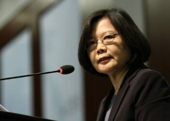 Biden delays delivery of weapons to Taiwan