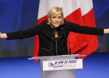 Marine Le Pen rips American Wokeism to shreds as French youth rally behind her   