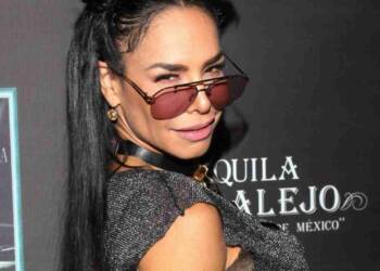 lis vega in a award show