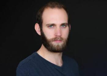 Sebastian blunt in jungle cruise