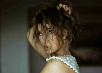 Sarai Rollins photoshoot