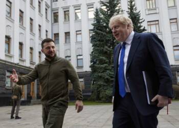 Zelensky now throws Boris Johnson under the bus for fuelling the war in Ukraine
