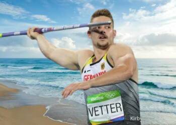 Johannes Vetter throwing javline