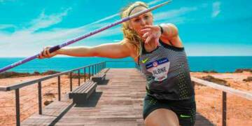 Maggie Malones thorwing javelin