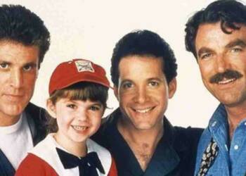 Robin Weisman old picture with her co actors