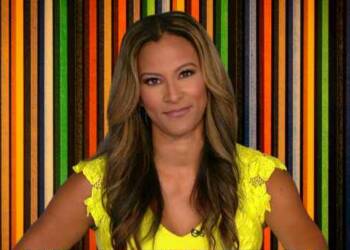 Shyann Malone hosting a show