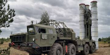 For the first time, S-300 goes all guns blazing
