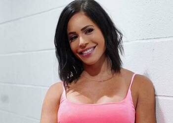 Charly Caruso hosting a tv show