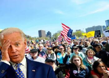 For the first time Americans are migrating en masse to Mexico