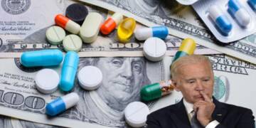 Vaccine rouge: In a first, the White House accepts that it spread fake news