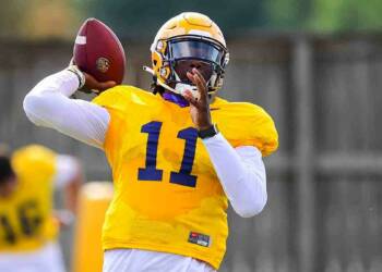 TJ Finley playing rugby