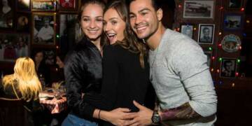 Alexa Adams with her friends