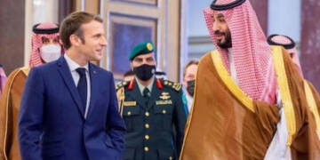 Macron MBS