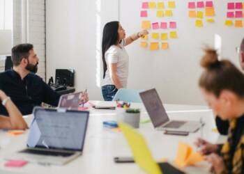 Web Sources to Download Professional HD Photos for Business Usage