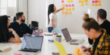 Web Sources to Download Professional HD Photos for Business Usage