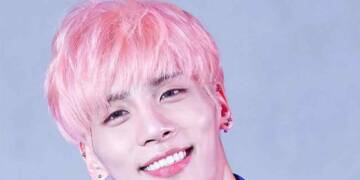 Kim Jong Hyun smiling