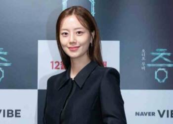 Moon Chae Won profile picture