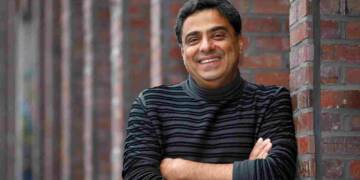 Ronnie Screwvala profile picture twitter