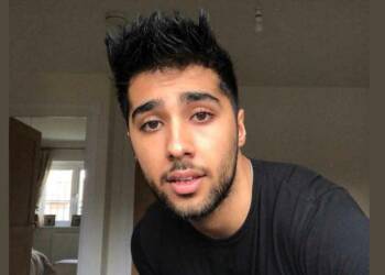 chaneil kular selfie in black t shirt