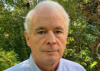 Too much coincidence: Liberal chair of the enquiry committee suddenly falls ill to help Trudeau