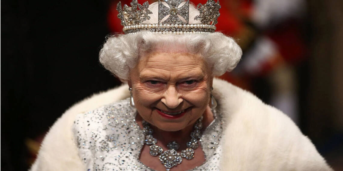 Queen Elizabeth 2 evil smile