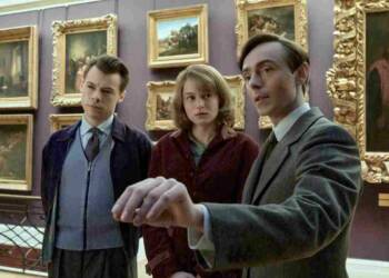 Emma Corrin form the crown