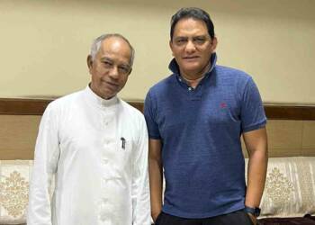 Mohammad Azharuddin with brother John