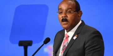 Antigua and Barbuda shuns the British monarchy