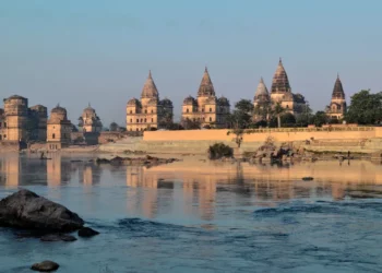 Betwa River temple